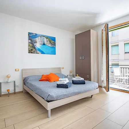 Orizzonte 5 Terre - Via Lunigiana 221 - Stazione Migliarina, Interno 18 *