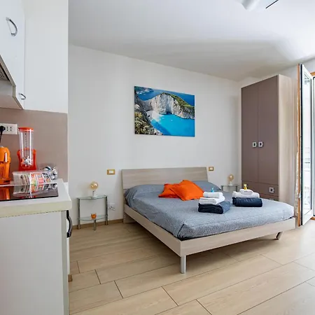 Lägenhet Orizzonte 5 Terre - Via Lunigiana 221 - Stazione Migliarina, Interno 18 *