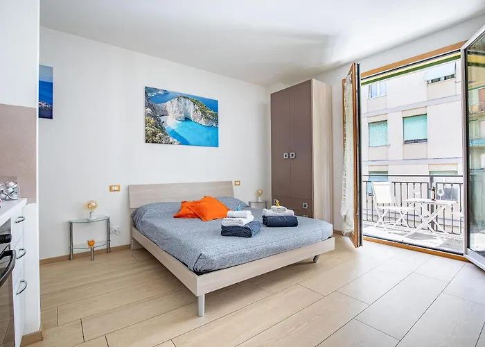 Orizzonte 5 Terre - Via Lunigiana 221 - Stazione Migliarina, Interno 18 *